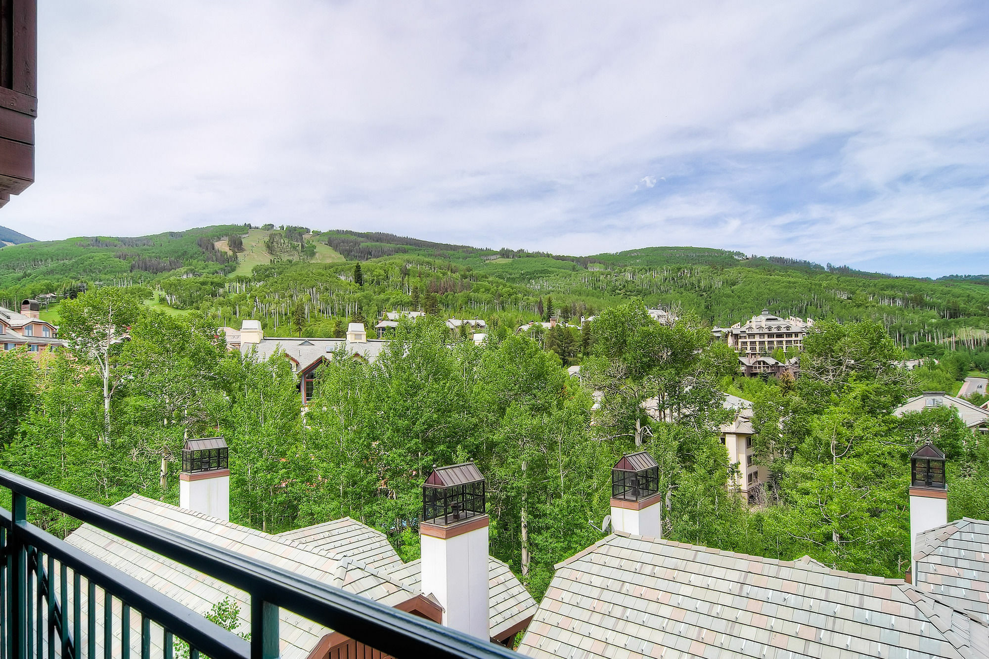 Villa Montane By East West บีเวอร์ครีก ภายนอก รูปภาพ